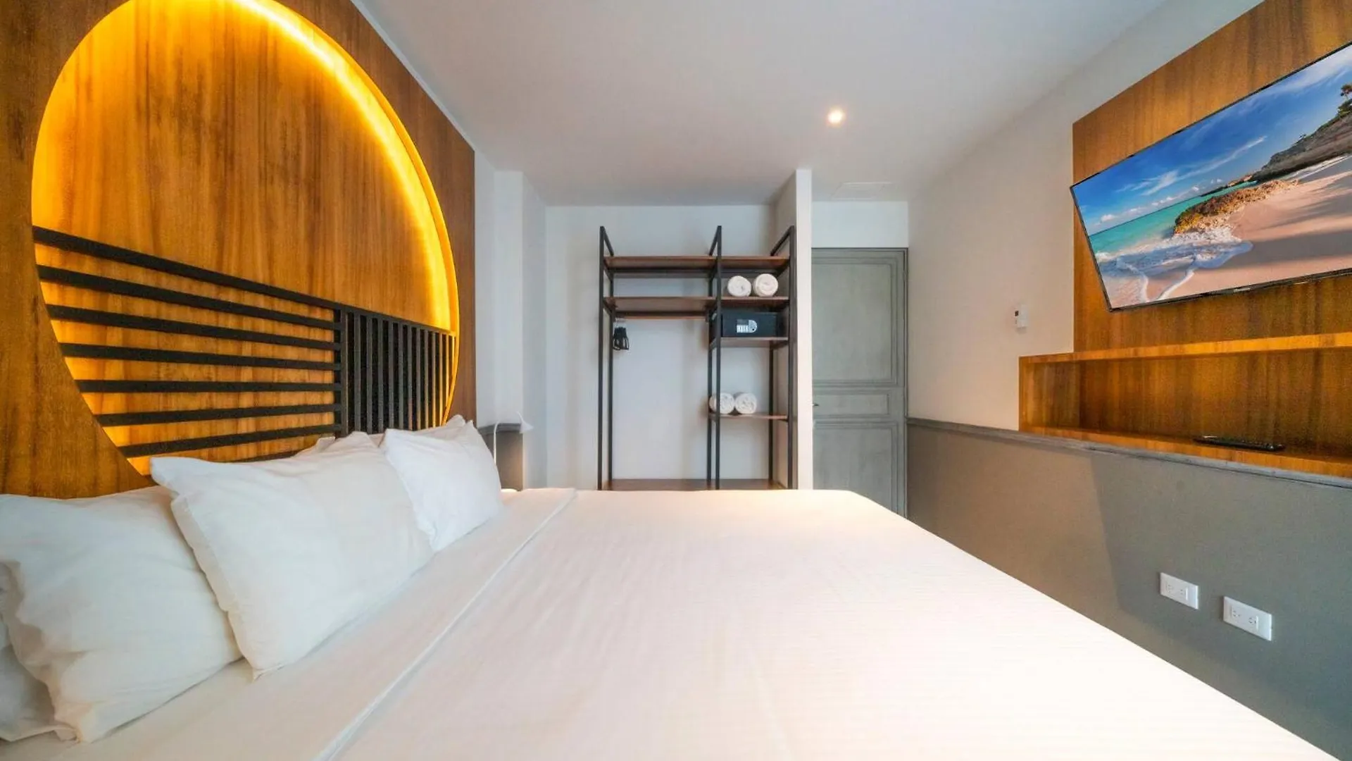 Luxury 1 Bedroom Condo With Rooftop Pool - Singular Joy Residences, Jojo Playa del Carmen 0*,  México