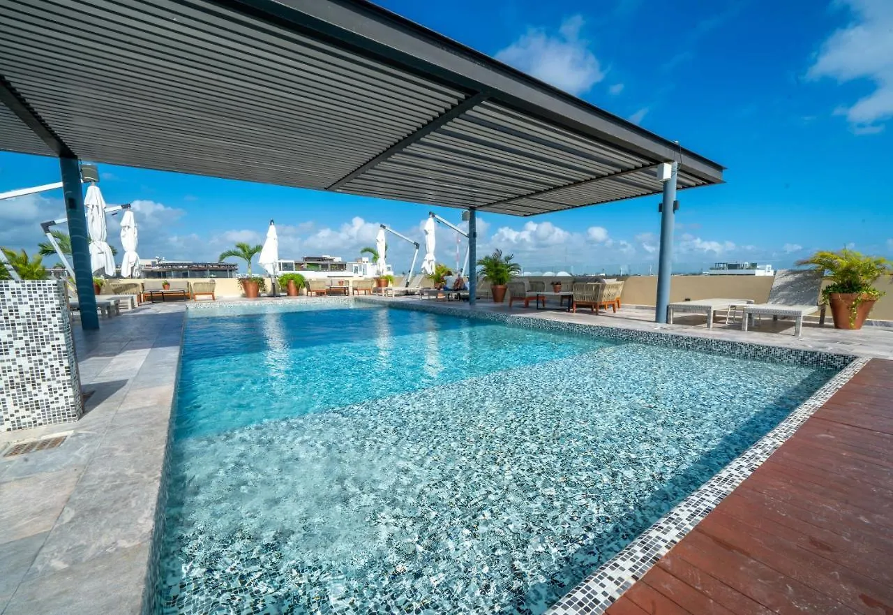 Luxury 1 Bedroom Condo With Rooftop Pool - Singular Joy Residences, Jojo Playa del Carmen
