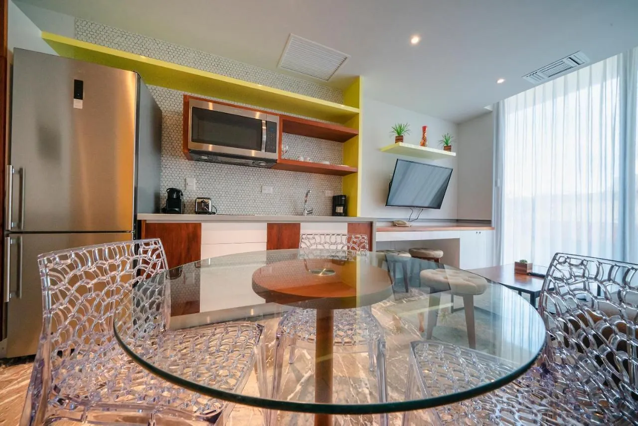 Luxury 1 Bedroom Condo With Rooftop Pool - Singular Joy Residences, Jojo Playa del Carmen